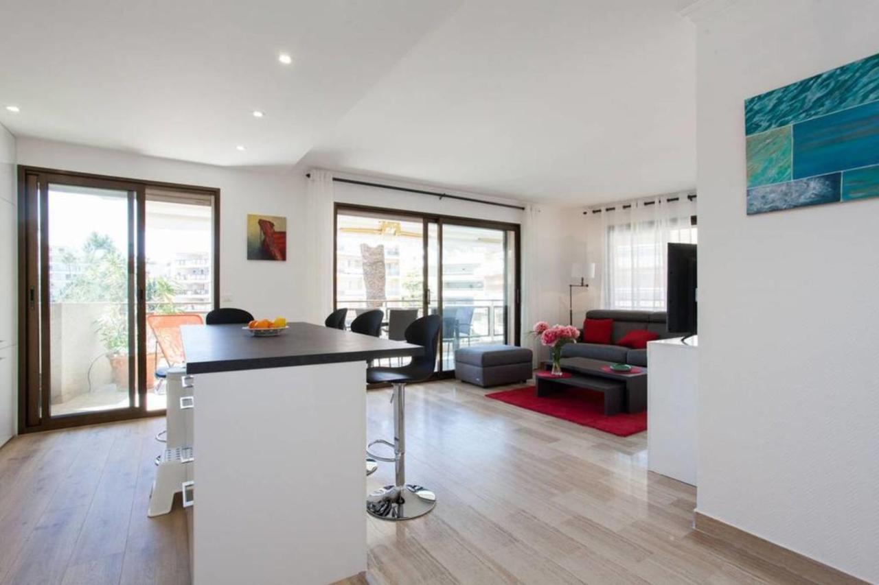 3-Room Apartment With Terrace In Palm Beach Cannes Bagian luar foto
