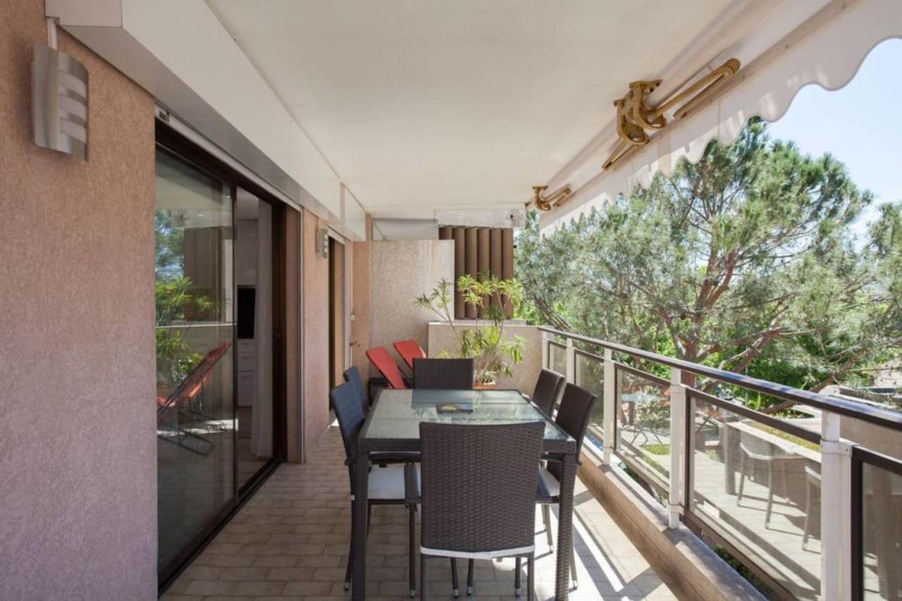 3-Room Apartment With Terrace In Palm Beach Cannes Bagian luar foto