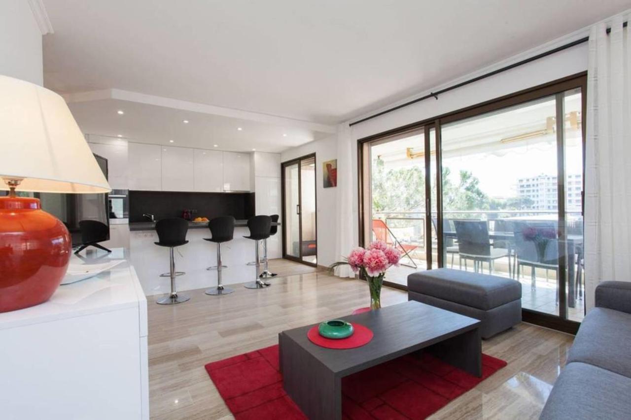 3-Room Apartment With Terrace In Palm Beach Cannes Bagian luar foto