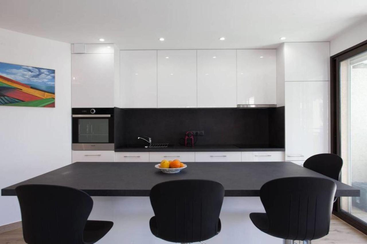 3-Room Apartment With Terrace In Palm Beach Cannes Bagian luar foto