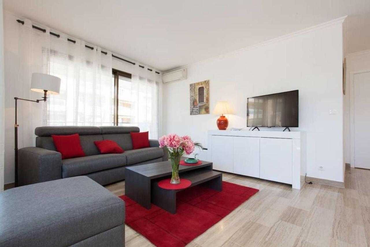 3-Room Apartment With Terrace In Palm Beach Cannes Bagian luar foto